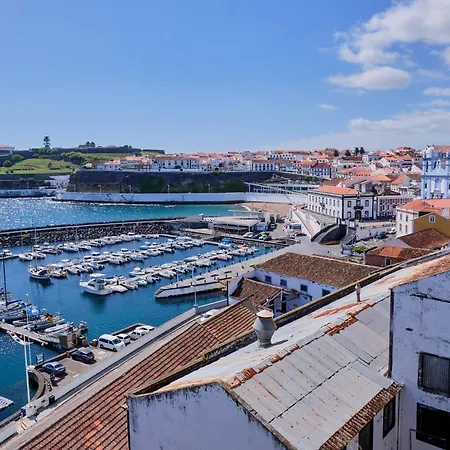 Mid-Atlantic House ホステル