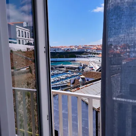 Mid-Atlantic House * アングラ・ド・エロイーズモ