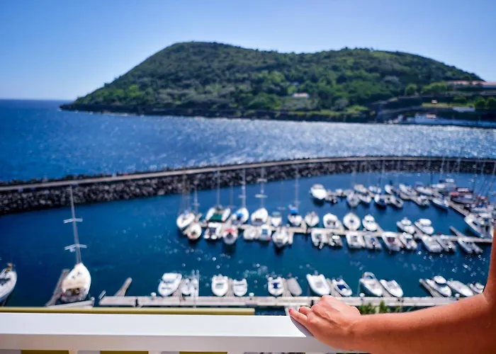 Mid-atlantic House * Angra do Heroismo