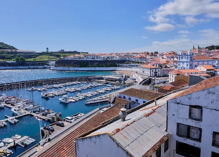 Mid-atlantic House Hostel