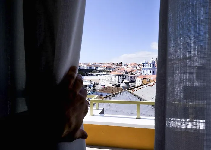 Mid-atlantic House * Angra do Heroismo