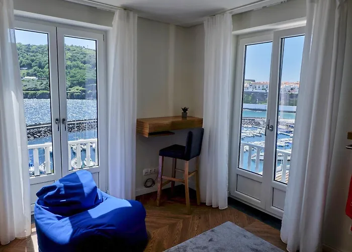 Mid-atlantic House * Angra do Heroísmo